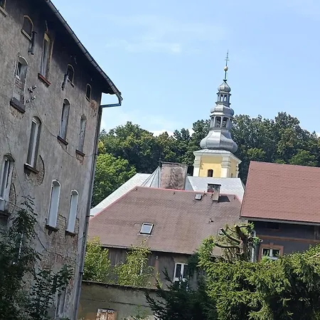 아파트 Z Kominkiem *